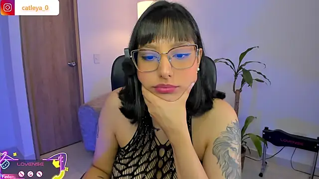 catleya_0: онлайн-секс-чат