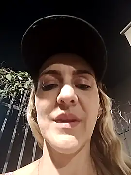 Monita_Med Live XXX-Chat