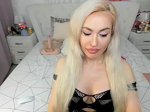 HottieSweetBritney's Live XXX Chat