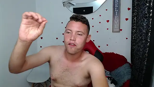 sven_fox723 Show Webcam