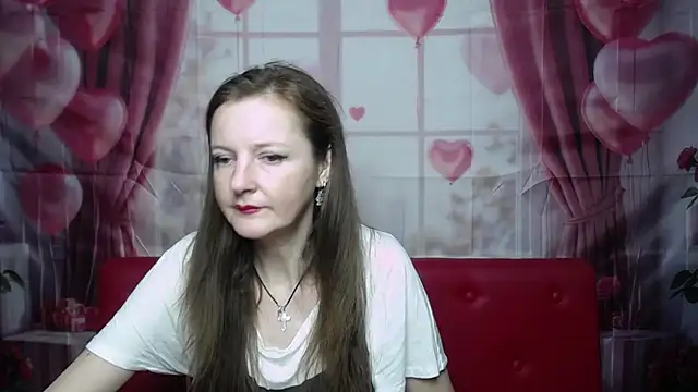 MeganPirsのライブXXXチャット