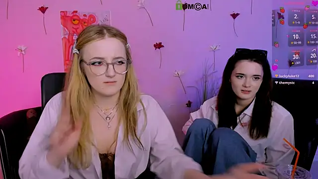 liana_kisses' Live XXX Chat