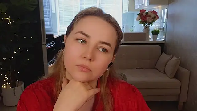 Mira_Mermayd élő XXX-chatje