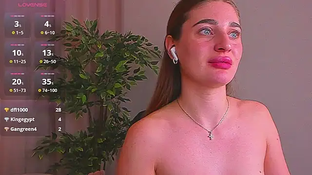 RinaKlark Chat XXX live