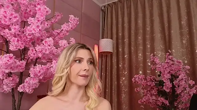 دردشة Elliblue الجنسية المباشرة