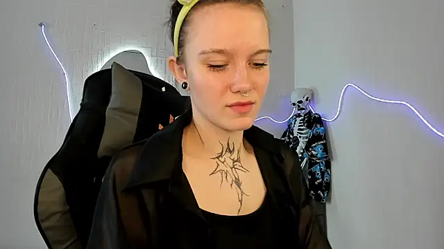 Elastikisss live XXX chat