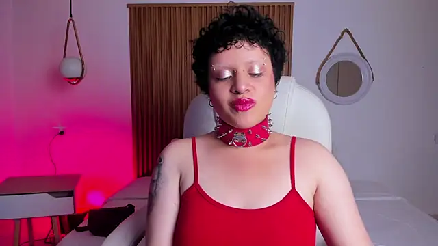 Alaska_deluxe Live XXX Chat