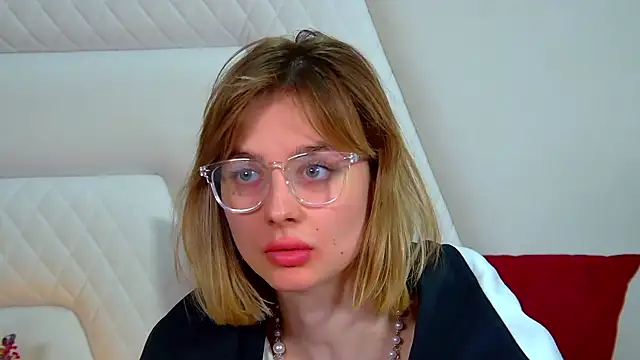 Chatroom XXX en direct de MerlinMeyer