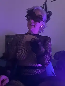 XXX chat uživo modela Madame_la_Bourgeoise