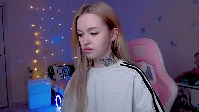 Naughty_Mable Adlı Modelin Canlı XXX Sohbeti