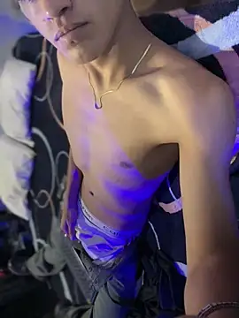 Chat +18 de Boyxcock7 ao vivo