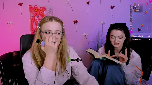 liana_kisses live XXX chat