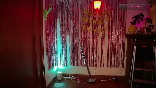 Онлайн чат XXX GennaJames