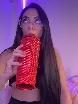 zarafoxy: διαδικτυακό σόου στην κάμερα