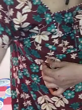 Sexynageena 在線直播表演