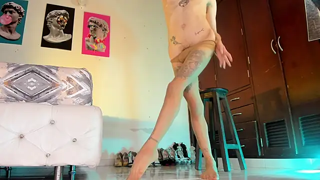 ArchieCollins' Live XXX Chat