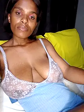 SexySlenderLexy – Naživo XXX chat