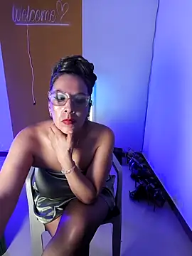 Chatroom XXX en direct de Rubi424