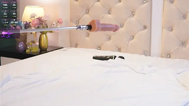 caroline_adams_ Chat XXX in diretta