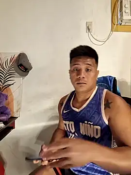 Felix_Asher Chat XXX in diretta