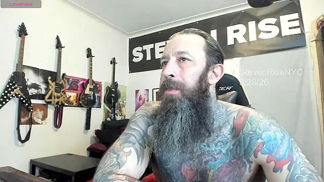 StevenRiseNYC: διαδικτυακό σόου στην κάμερα