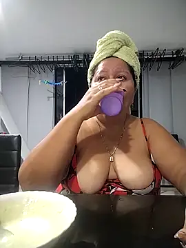 Brenda_Berck_ – Live XXX-chat