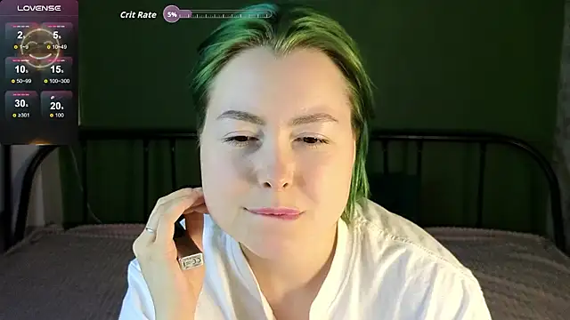 AnitaMeyer: онлайн-секс-чат