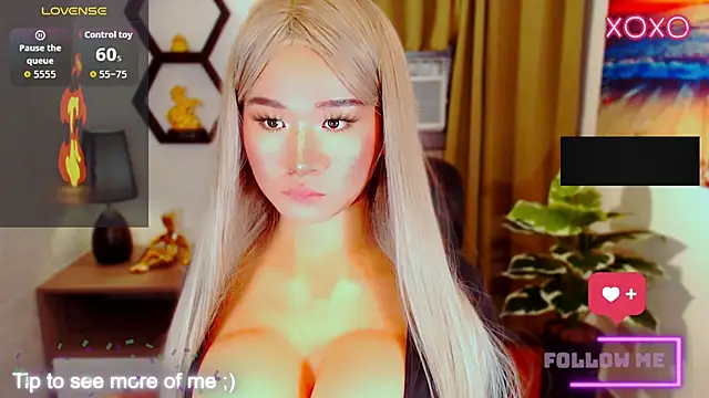 Webkamerová show xBigSurpriseLorainex