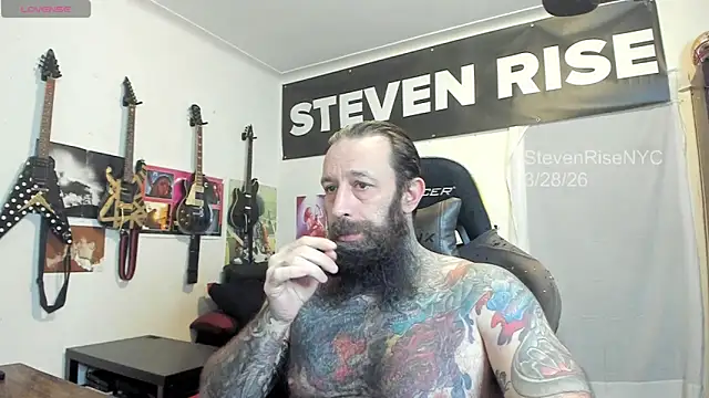 Chat +18 de StevenRiseNYC ao vivo