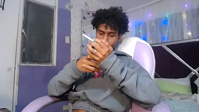 Santy_bigcock_01's Live XXX Chat