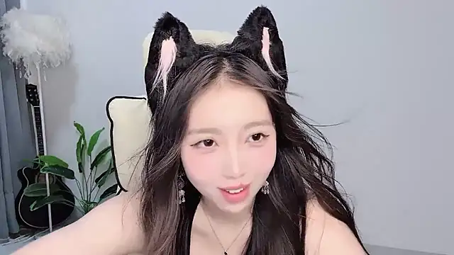 Yukiy8877's Live XXX Chat