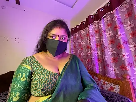 LouleyRanii: вебкам-шоу