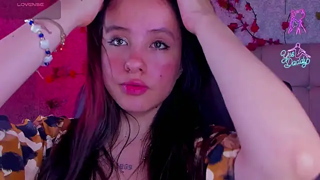 Kitty_Rose_CS: διαδικτυακό σόου στην κάμερα