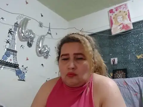 Perla1981--'s Live XXX Chat