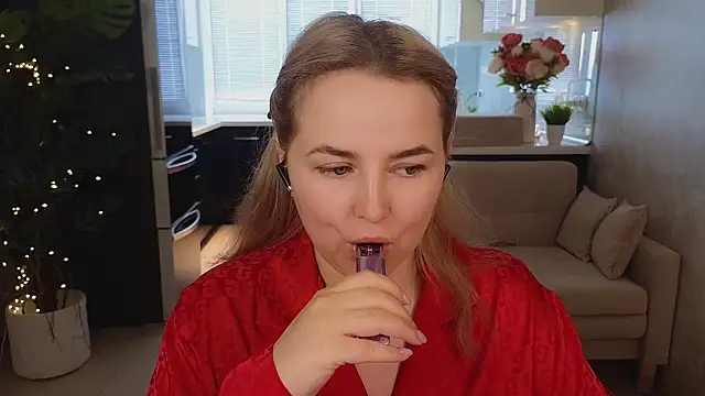 Živý XXX chat Mira_Mermayd