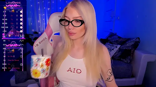 แชท XXX สดของ AnyaTaylor_