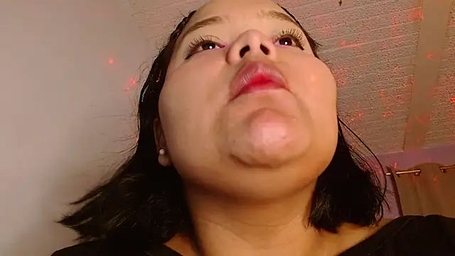 sexychubby___n Live XXX chat