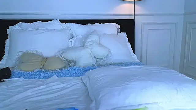 NicoleMarani 现场XXX聊天