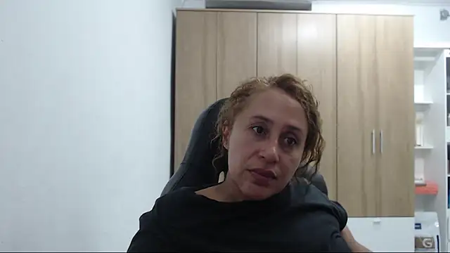 RoxanaLove9 – Naživo XXX chat