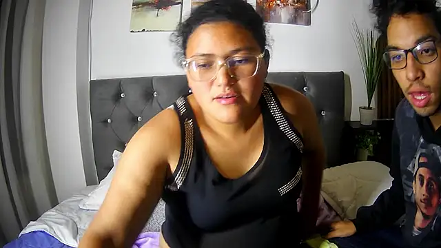 Вебкам-шоу naughtycouplex_