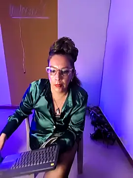 Rubi424 – Naživo XXX chat