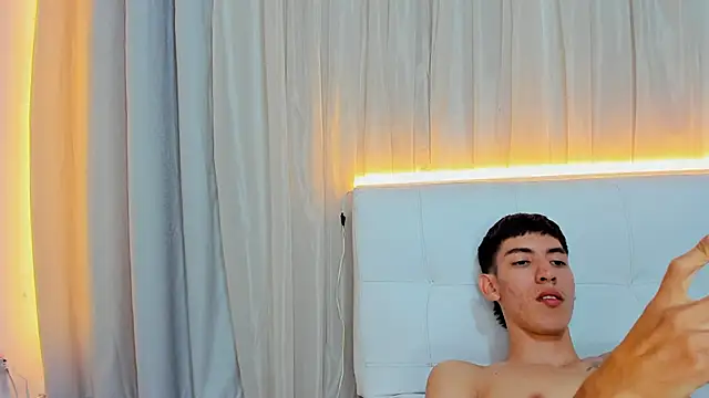 Онлайн чат XXX Litzy1_