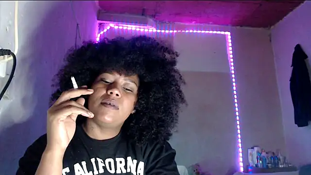 cherry_cleou: онлайн-секс-чат