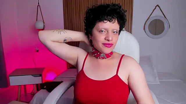 Alaska_deluxe Chat XXX in diretta