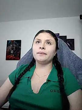 yessica_gomez01's Live XXX Chat