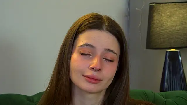 AmeliaFlares Chat XXX in diretta