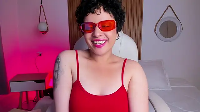 Alaska_deluxe Chat XXX live