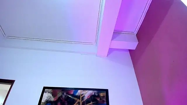 AnnaBroooks' Live XXX Chat