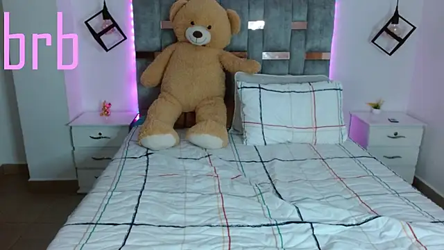 sofia_burman: απευθείας συνομιλία ΧΧΧ