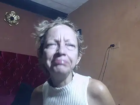 دردشة Perla_wondEr الجنسية المباشرة